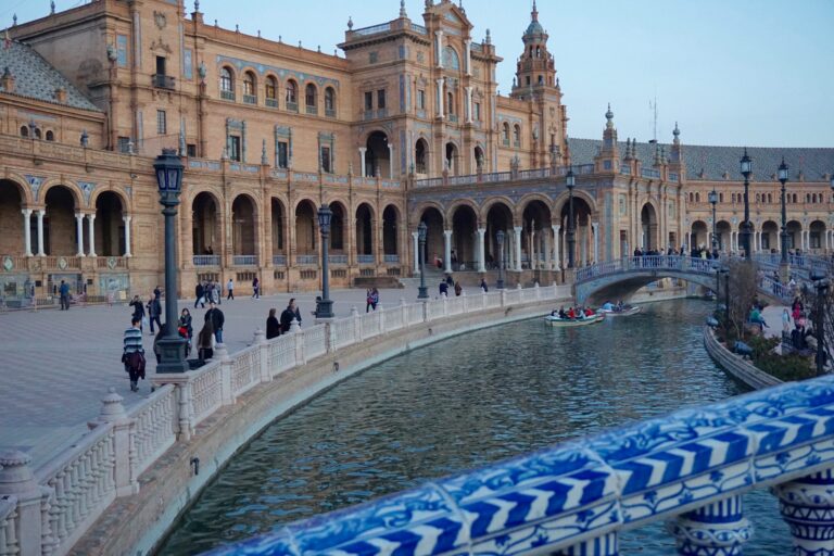 La Vida en Sevilla! (Spain Part 1)