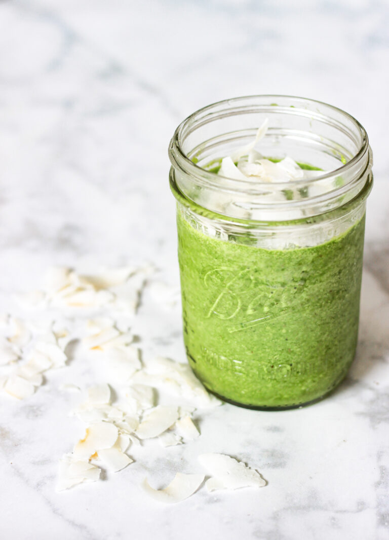 Creamy Coconut Green Beauty Smoothie (Paleo)