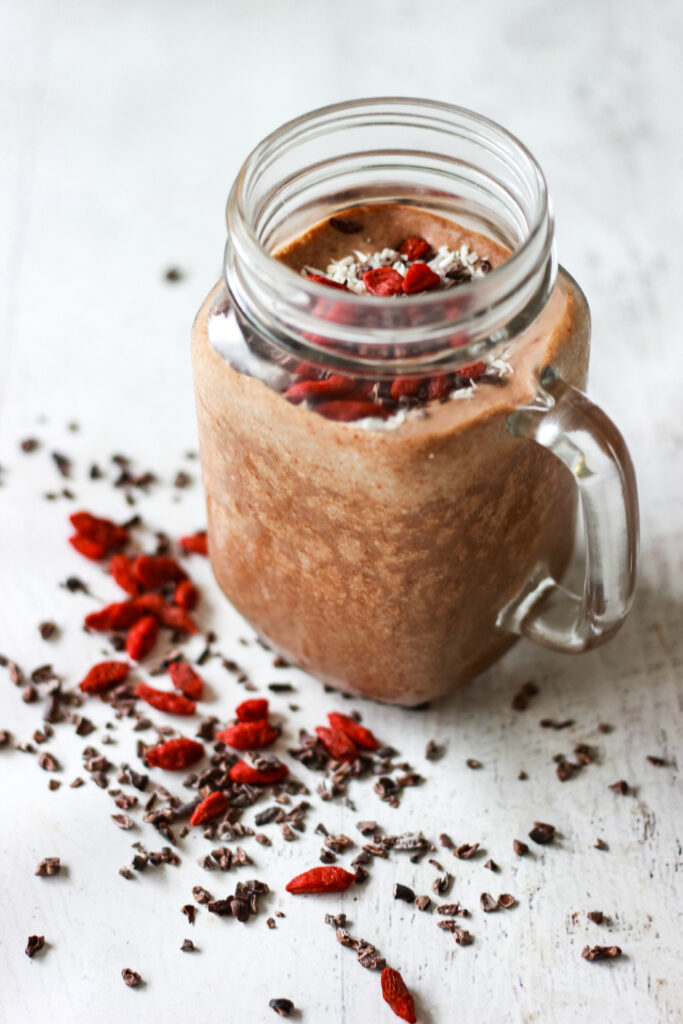 Thick & Creamy Superfood Chocolate Dessert Smoothie (V/GF)