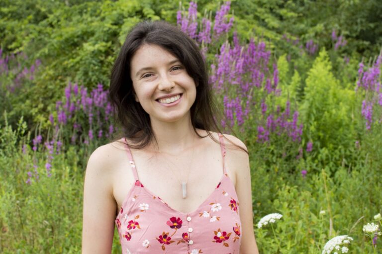 Sara Bradley Heals from Disordered Eating, Body Dysmorphia, and SIBO