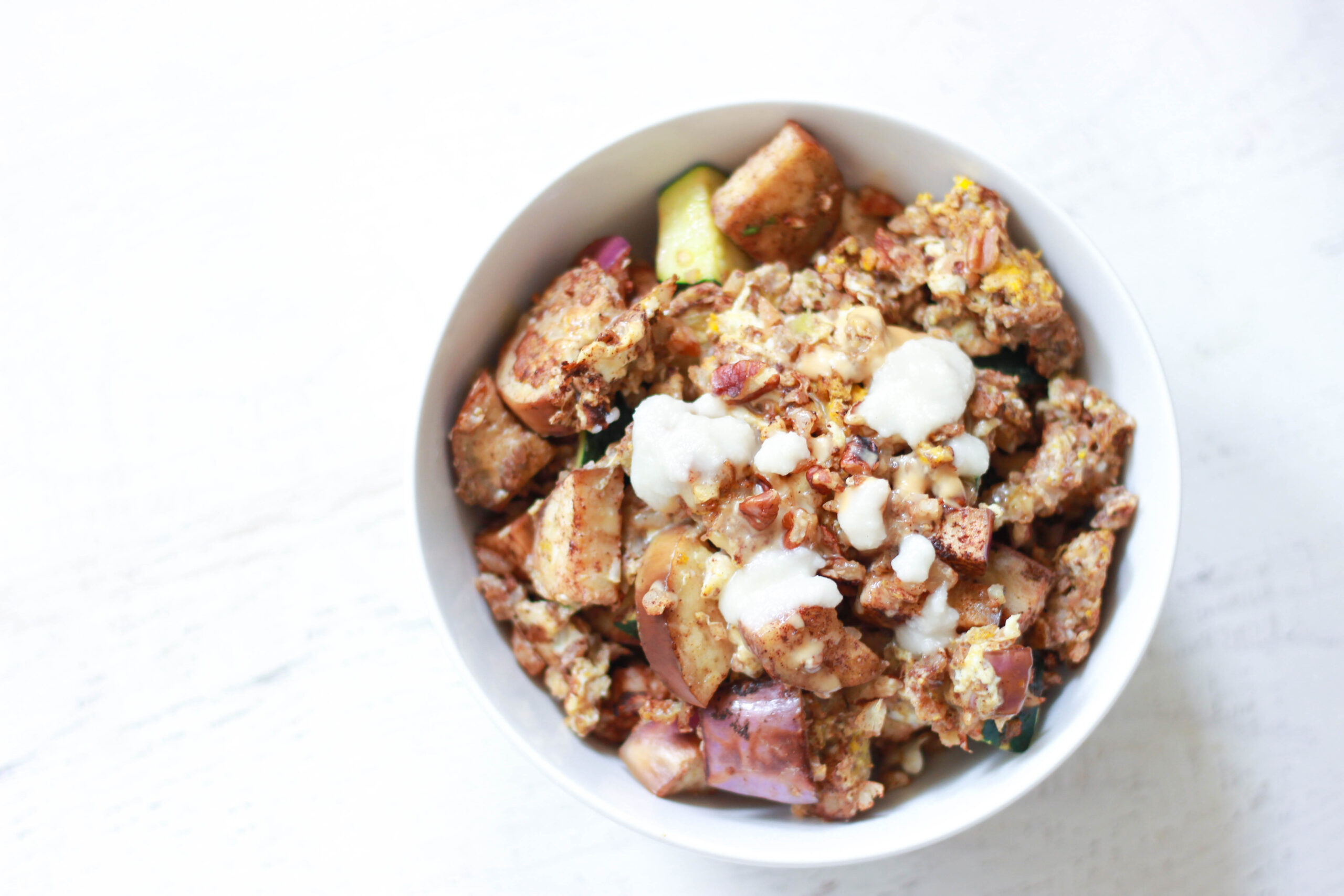 Sweet Cinnamon Pecan Scramble (Paleo / Sugar-Free / Keto)